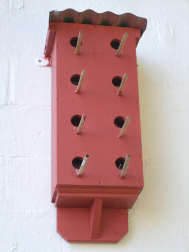 Simple Sparrow Birdhouse